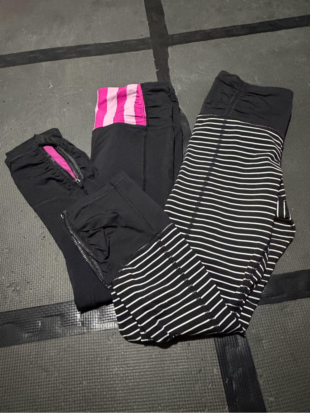 Bundle Of 2 Lululemon Runday Crops - Vintage